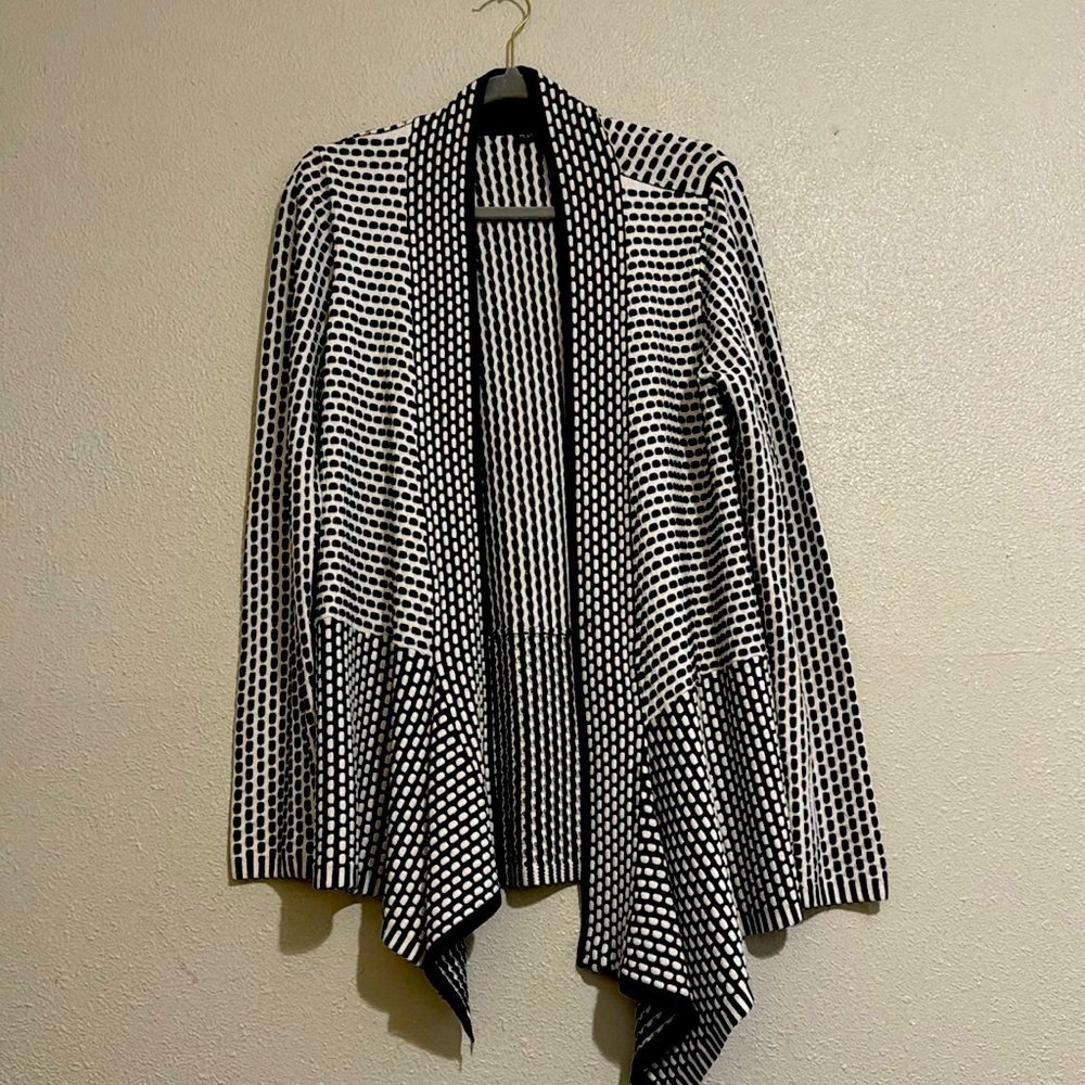 Beautiful two tone black/white sweater cardigan. Trimmed in black.